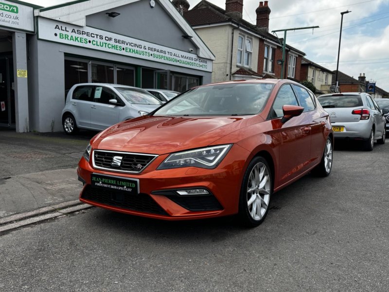SEAT LEON