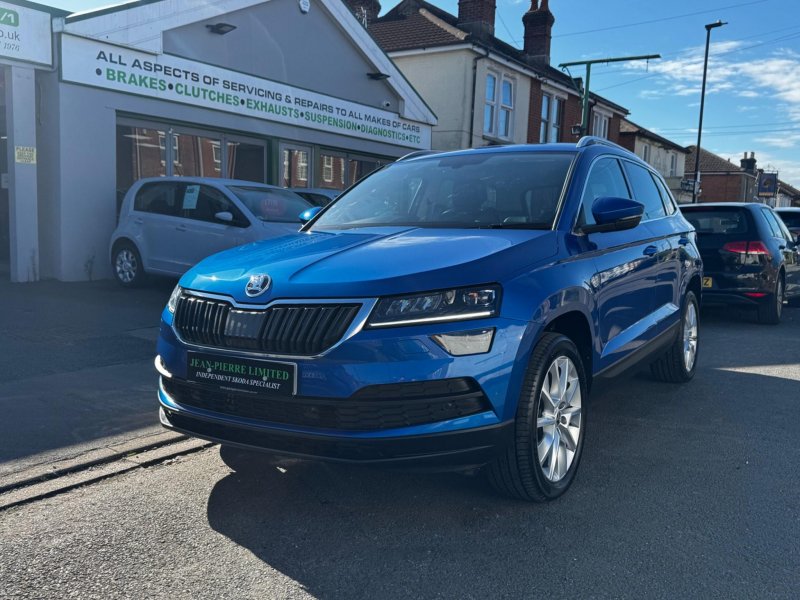 SKODA KAROQ