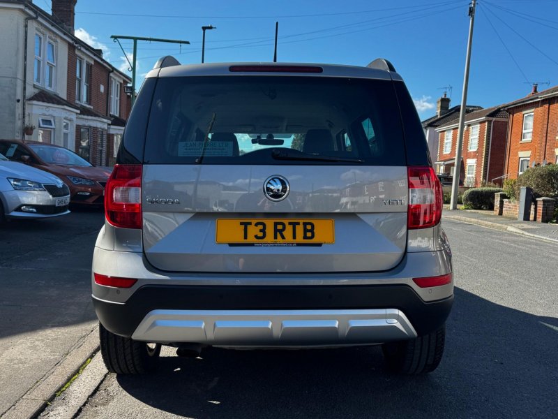 SKODA YETI