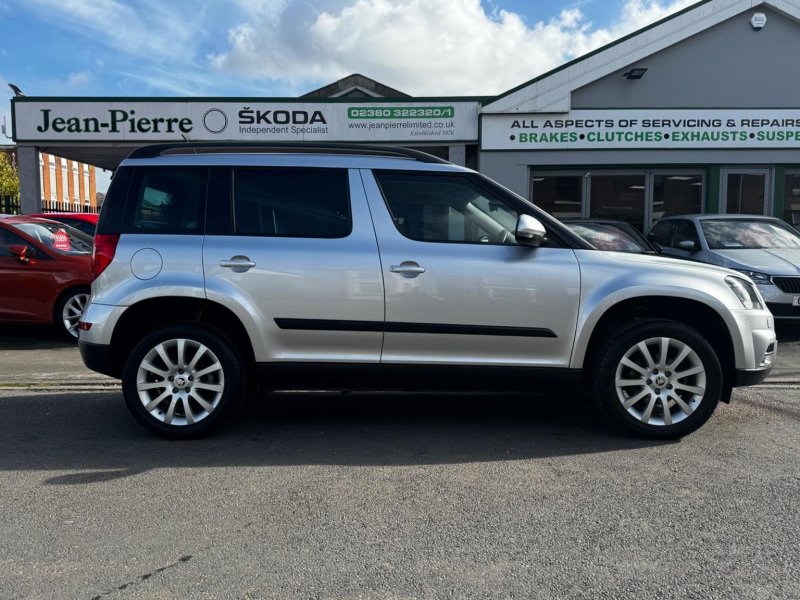 SKODA YETI