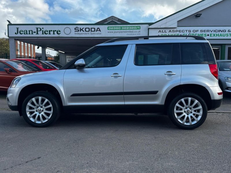 SKODA YETI