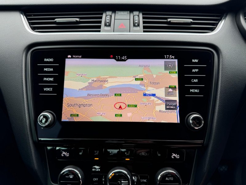 SKODA OCTAVIA