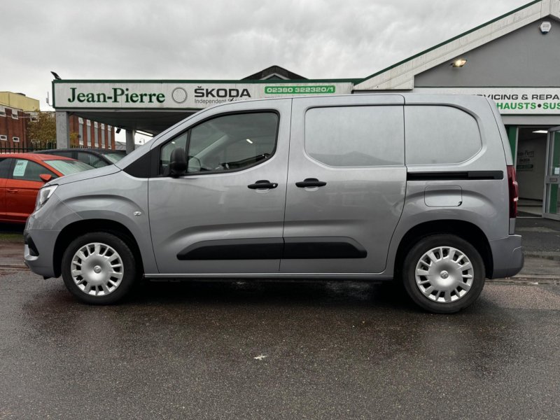 VAUXHALL COMBO