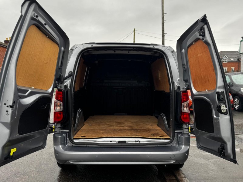 VAUXHALL COMBO