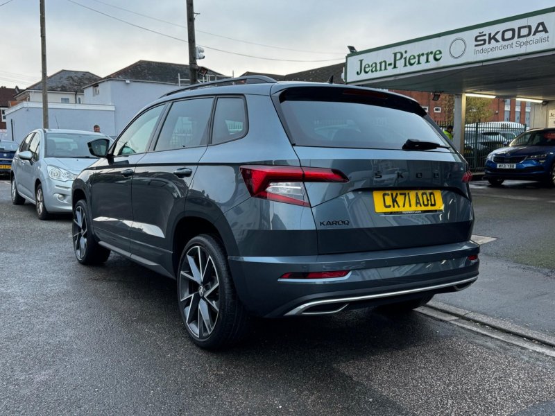 SKODA KAROQ