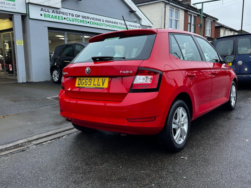 SKODA FABIA