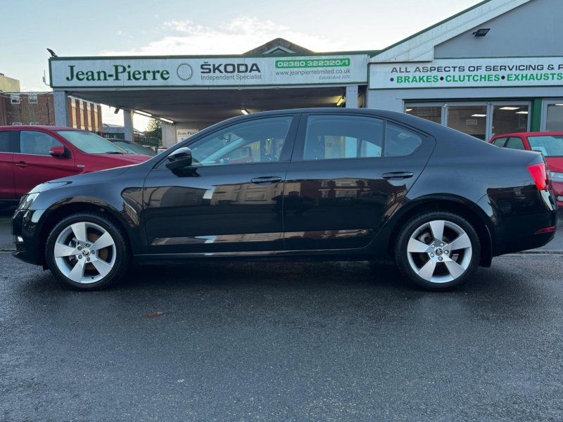 SKODA OCTAVIA