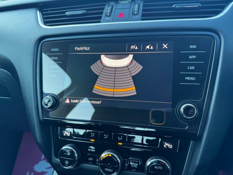 SKODA OCTAVIA