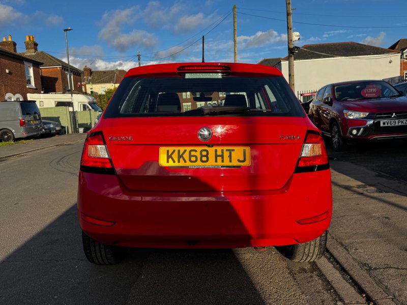 SKODA FABIA