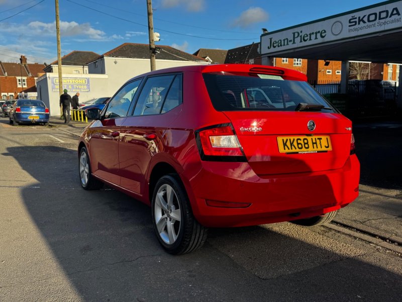 SKODA FABIA