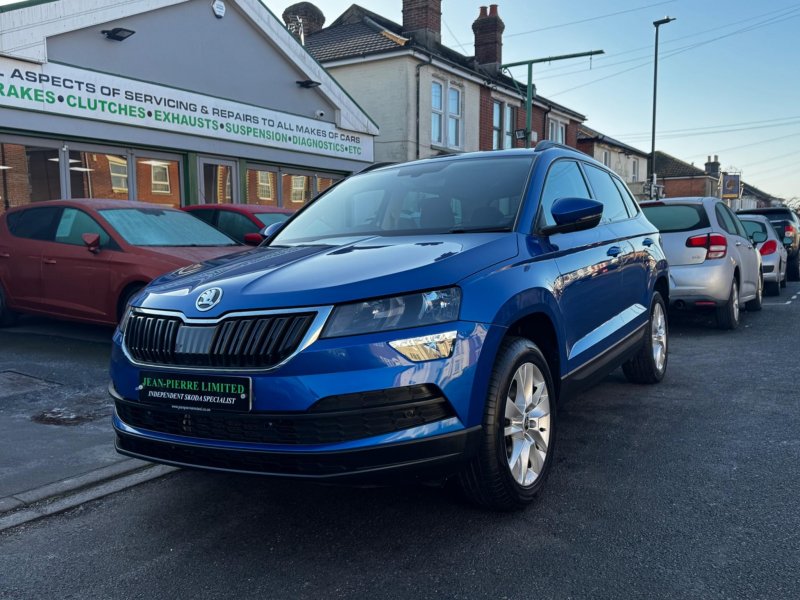 SKODA KAROQ