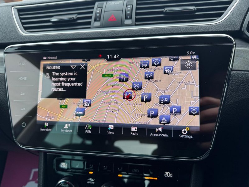SKODA SUPERB