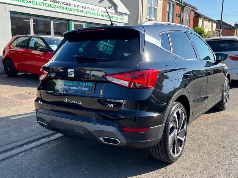 SEAT ARONA