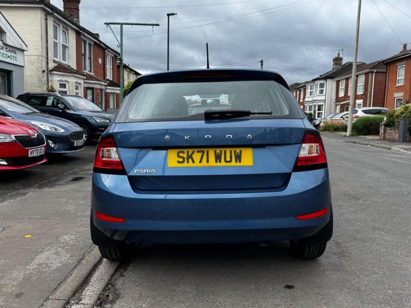 SKODA FABIA