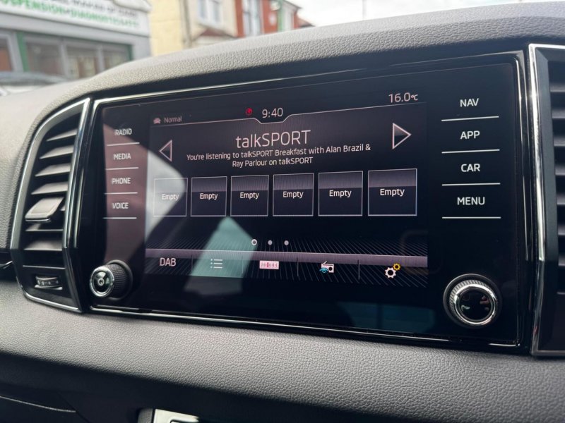 SKODA KAROQ