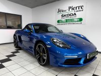 PORSCHE 718