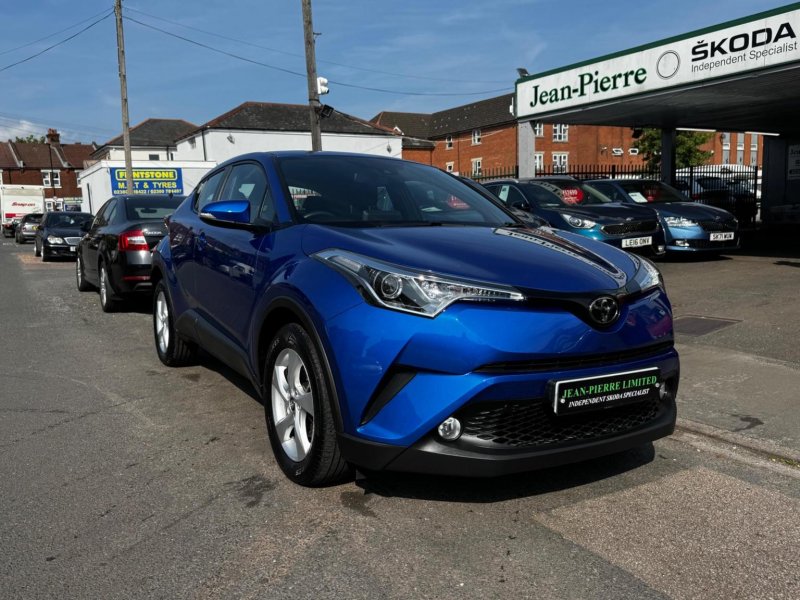 TOYOTA C-HR