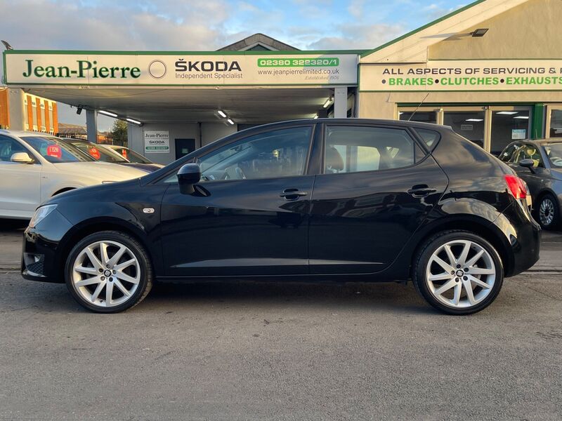 SEAT IBIZA