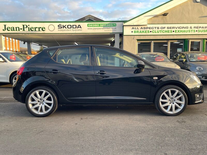 SEAT IBIZA