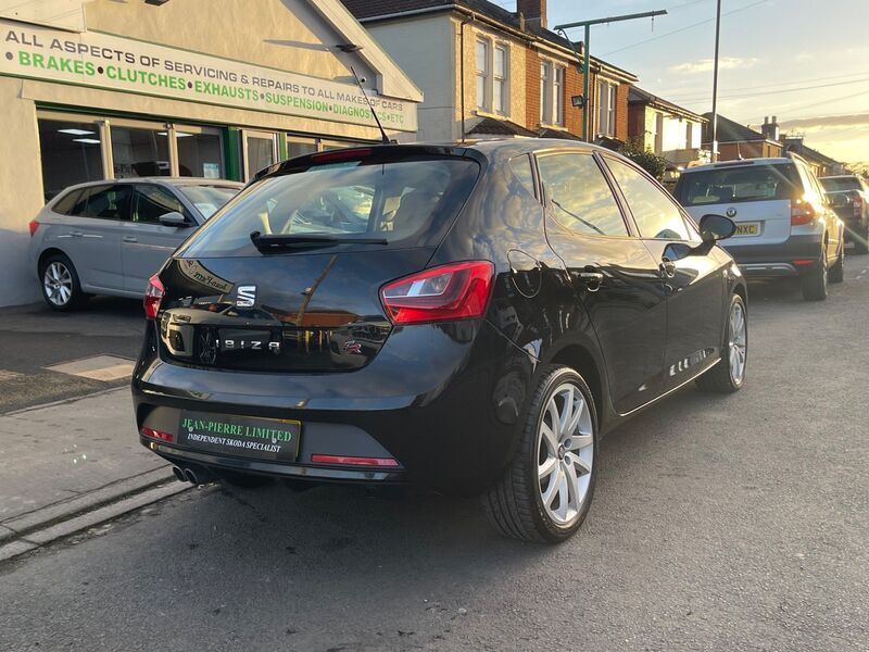 SEAT IBIZA